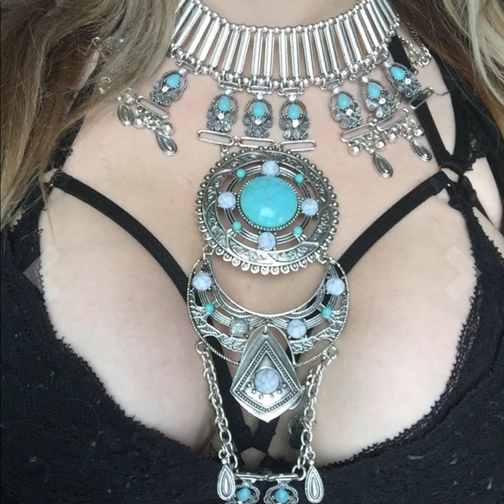 .::GoddessWear::. Exotic Turquoise+Silver Bib NEW Statement Necklace - Picture 2 of 16